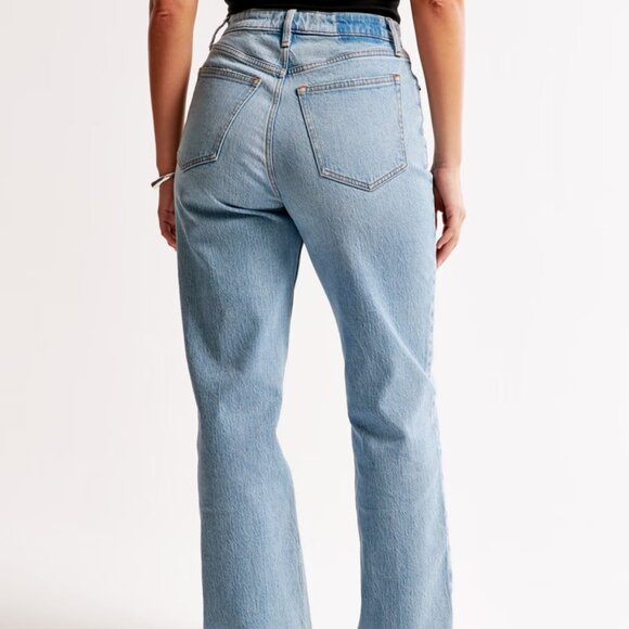 Abercrombie & Fitch Light Blue High Rise Jeans - Picture 2 of 8